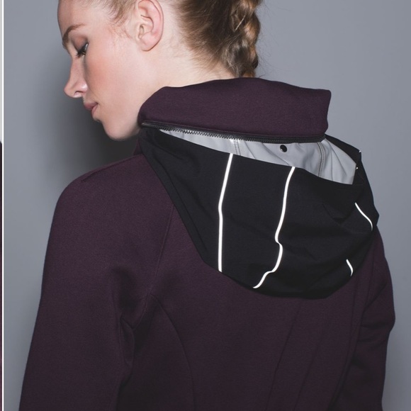 Lululemon Black Cherry &go Destination Hoodie - Picture 3 of 7